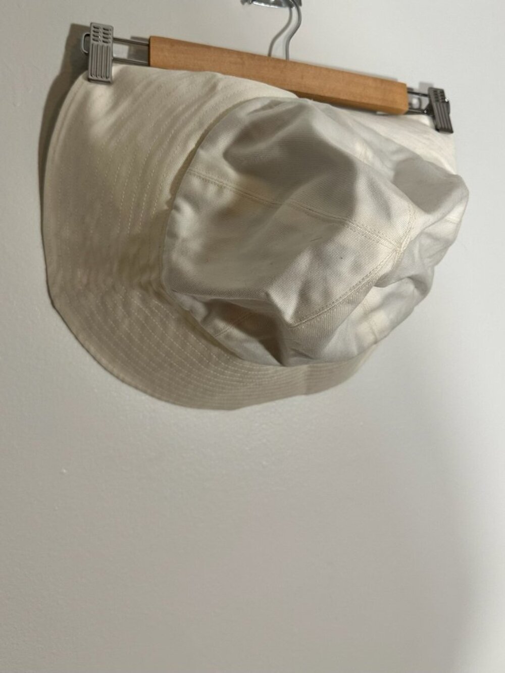 Janessa Leone Reversible Bucket Hat Black/Cream XL